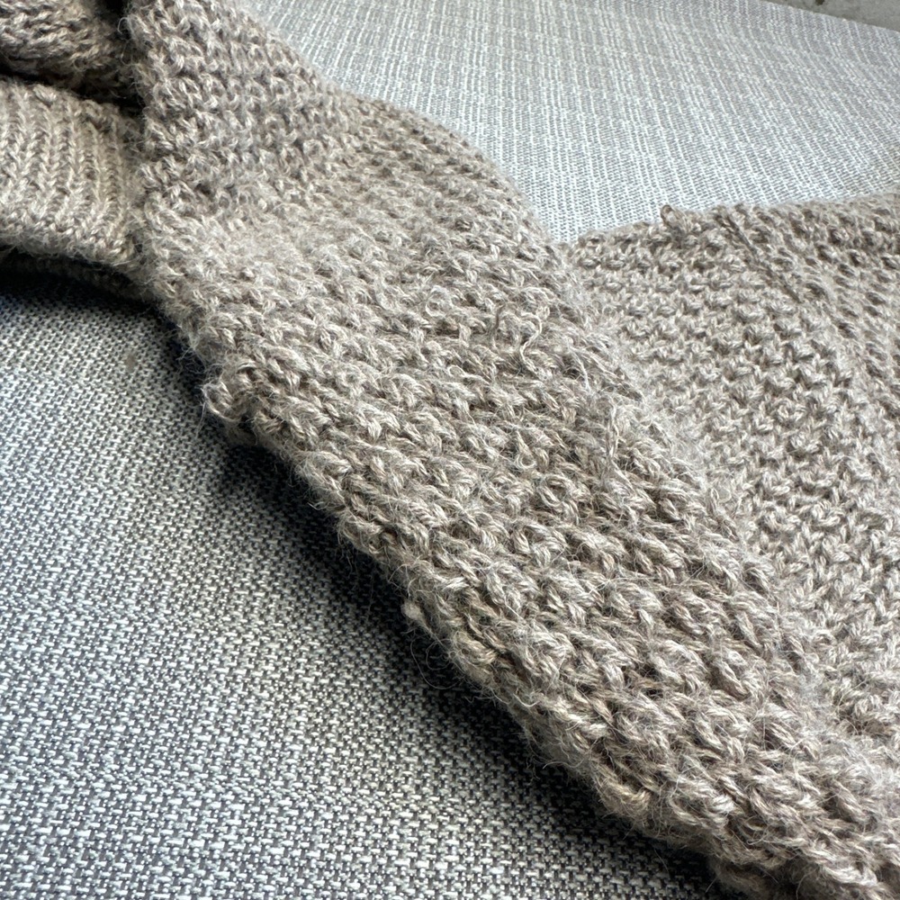 Peruvian Alpaca Cardigan Womens XL Neutral Chunky‎ Quiet Luxury Cottagecore Cozy - Picture 9 of 10